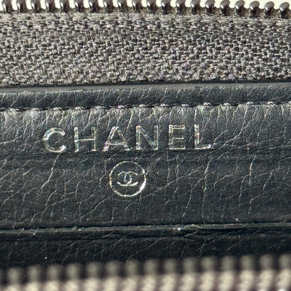 SOLD❌ Chanel Boy Zipped Wallet - Picture 7 of 13
